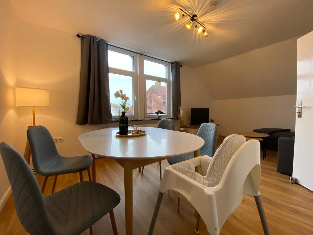 Charmante Altbauwohnung An Der Kesselschleuse 3 Emden Extérieur photo